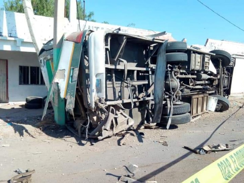 3 muertos y 18 heridos en carretera QRO-SLP