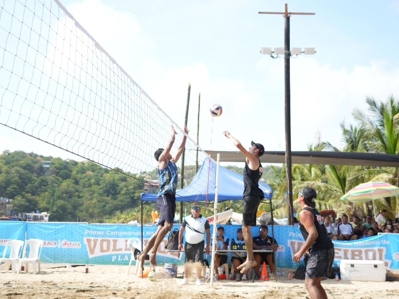 32 equipos en el Primer Campeonato Nacional de Voleibol Playero