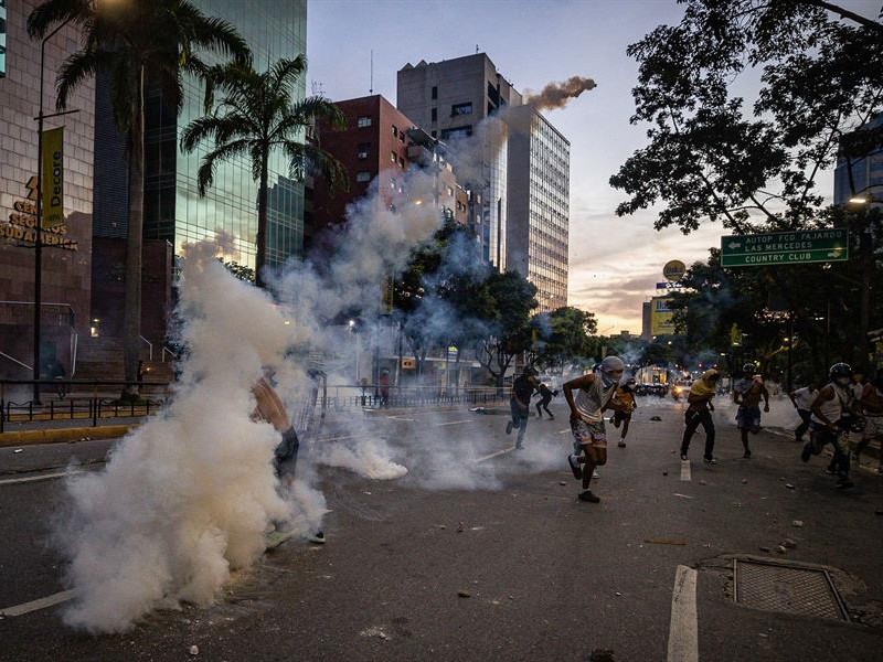 749 detenidos en Venezuela tras protestas contra resultado de presidenciales