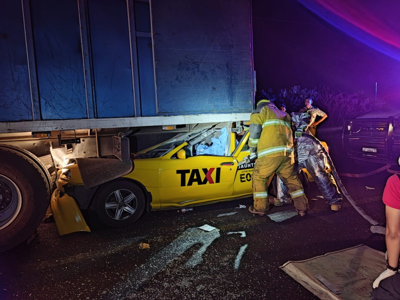 Accidente cerca de Quesería deja una persona muerta