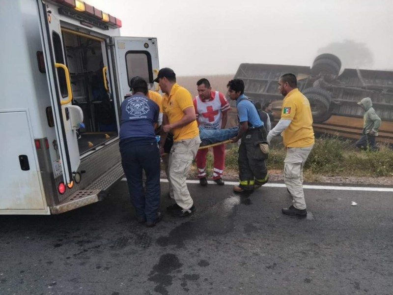 Accidente de camión de jornaleros deja 8 heridos en Navolato