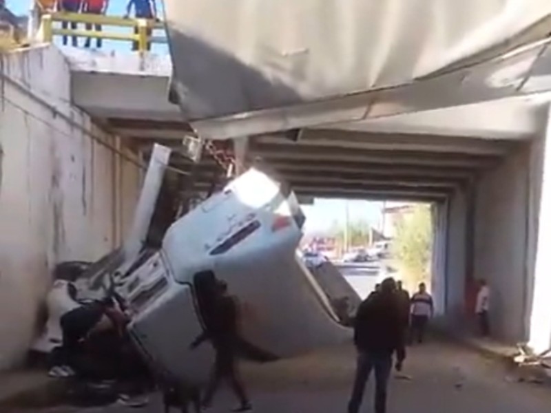 Susto y tráfico: accidente de tráiler en autopista México-Querétaro