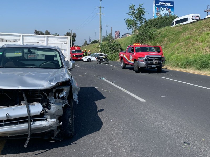 Accidente en Lázaro Cárdenas deja en estado grave a bebé