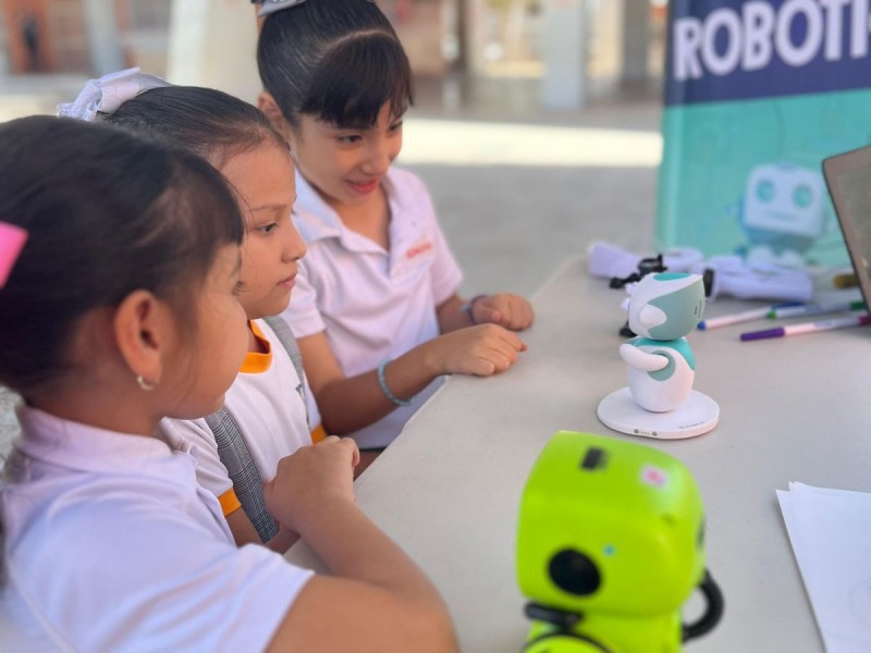 Acercan realidad virtual e inteligencia artificial a alumnos de primaria