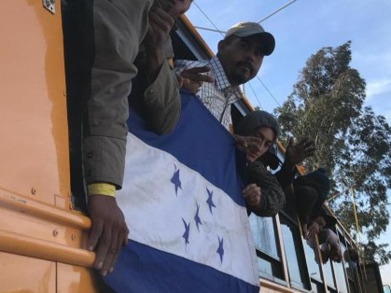 Arriban a Tijuana otros 348 migrantes centroamericanos
