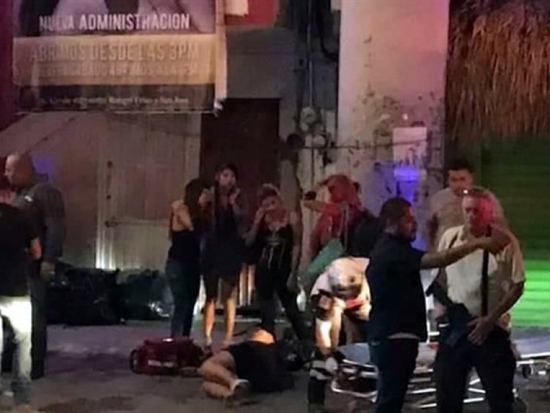 Asesinan a 4 personas en bares de NL