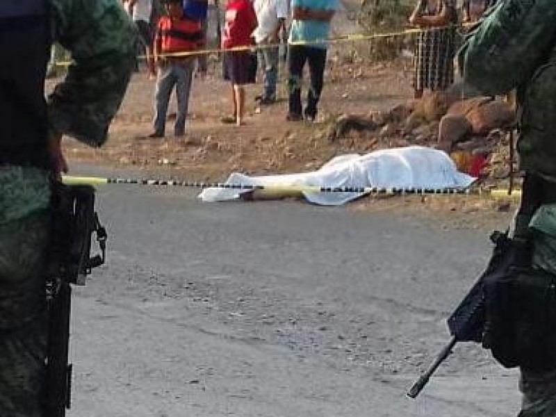 Asesinan a funcionario público en Guerrero