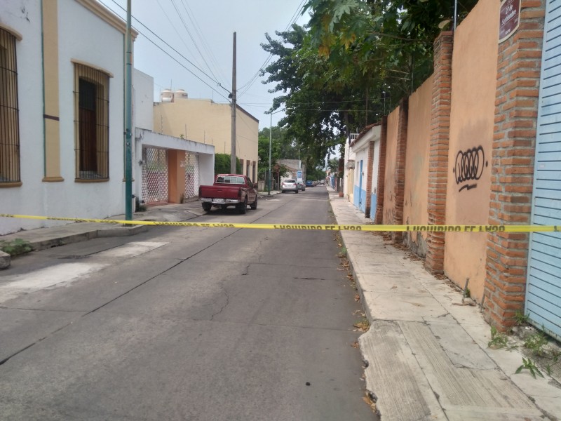 Asesinan a un hombre en pleno centro de Colima