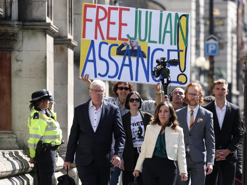 Assange logra un nuevo recurso contra su extradición a EEUU
