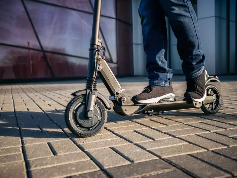 Buscan regular bicicletas eléctricas y motopatines en CDMX