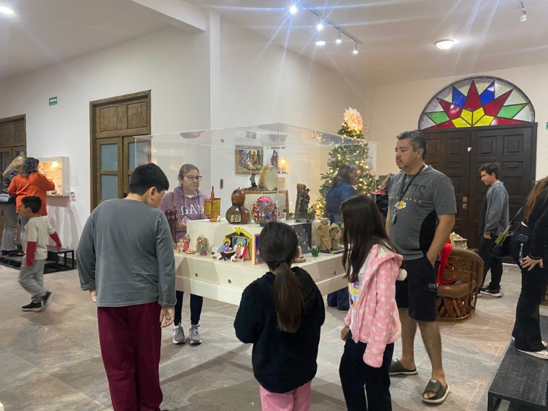 Casa Muñoz culmina con éxito exposición “Nacimientos del Mundo”