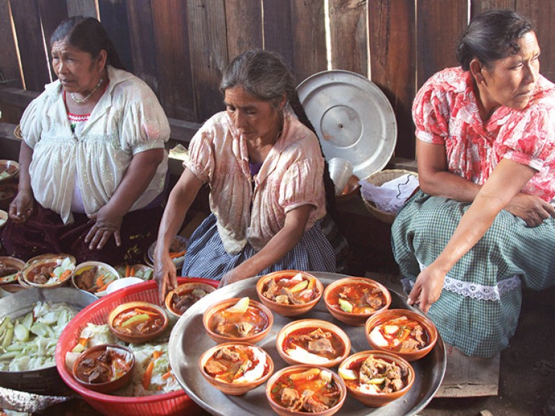 Certificarán 32 cocineras tradicionales en Morelia