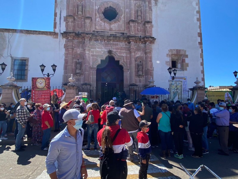 San Judas Tadeo; feligreses lo festejan en templo de la CDMX