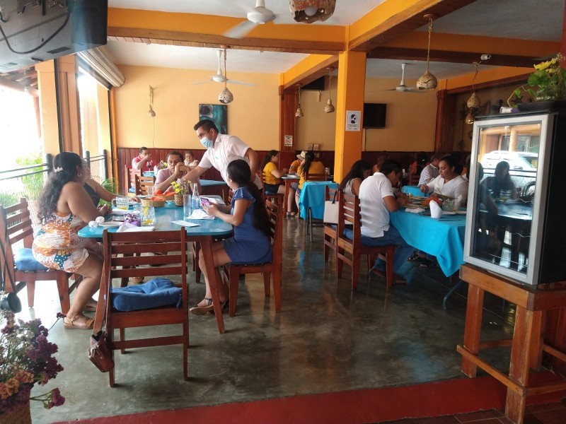 COEPRISS entrega certificaciones a restaurantes de Los Mochis