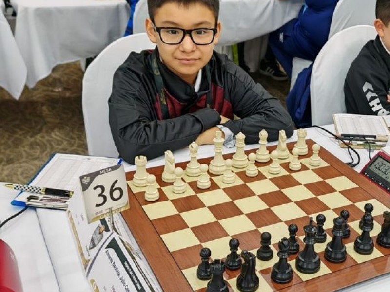 Colimense Eithan Ruiz obtiene bronce en ajedrez de Nacionales Conade