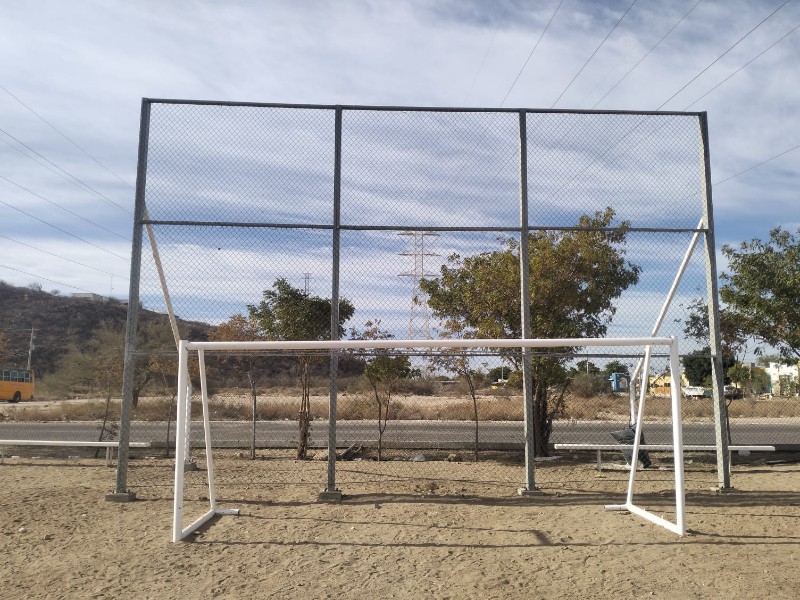 Concluye API rehabilitación de canchas deportivas