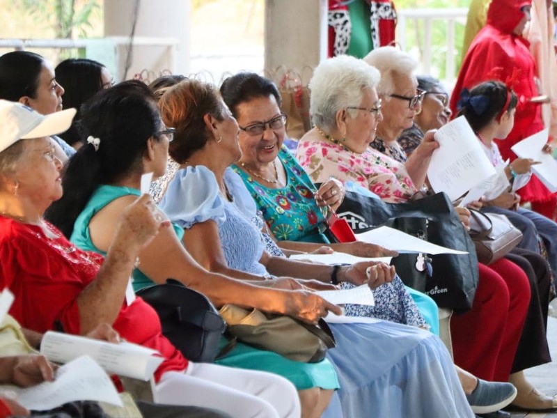 DIF Estatal ofrece actividades gratuitas a personas adultas mayores