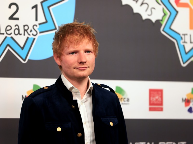 El cantante Ed Sheeran absuelto tras acusación de plagio