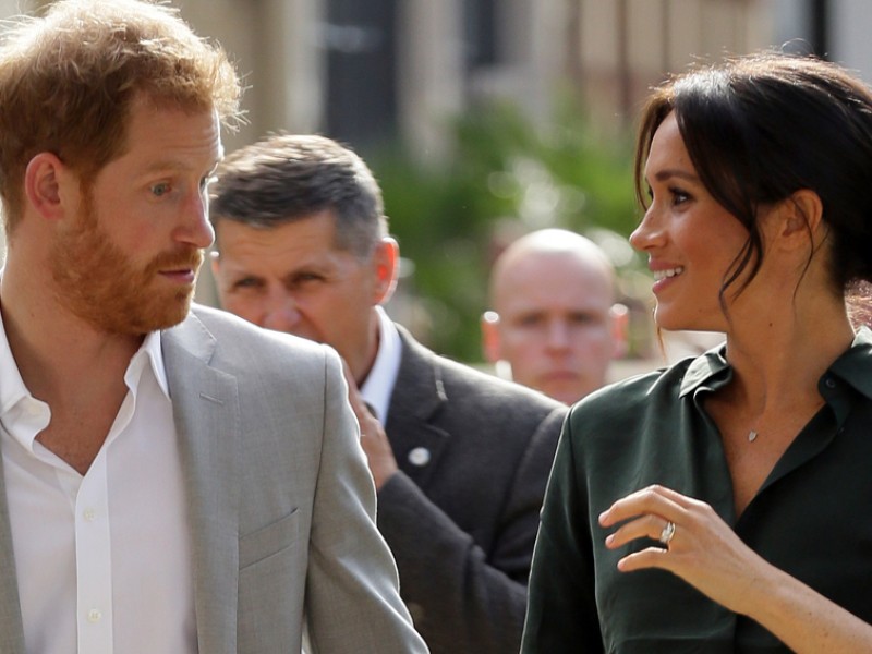 El Príncipe Harry y Meghan Markle esperan bebé