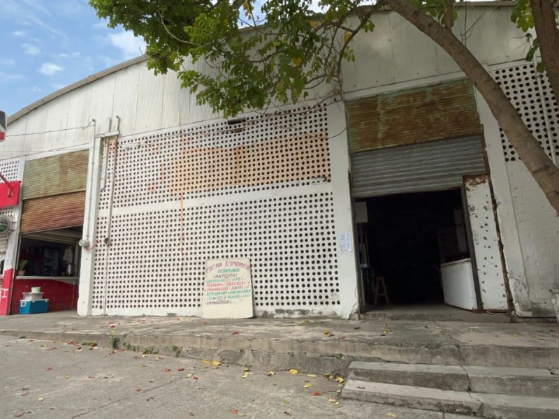 En el olvido Mercado Benito Juárez