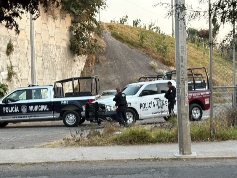 Encuentran muerto en lateral de Recta a Cholula