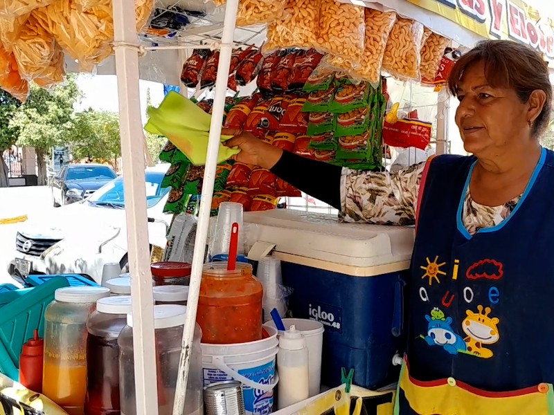 Escuelas retiran comida chatarra, pero falta atender el entorno