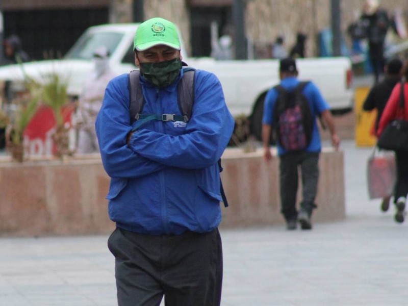 Frente frío 20 deja lluvias intensas y temperaturas gélidas