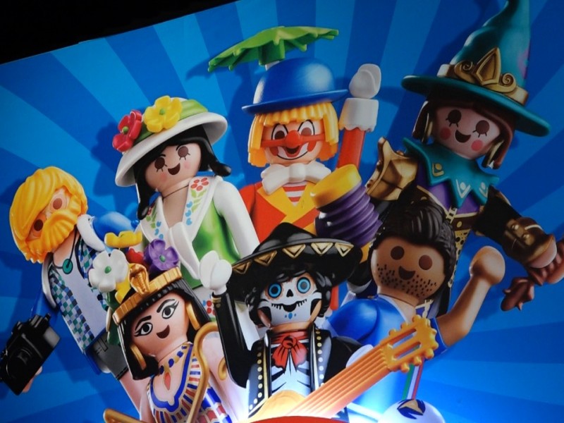 Inauguran exposición de Playmobil en Centro Tolzú