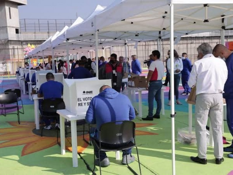 Inicia voto anticipado en prisiones de Querétaro