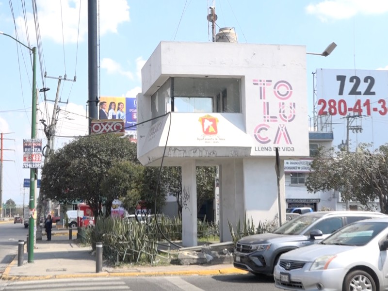 Inseguros y vandalizados así lucen módulos de policía en Toluca