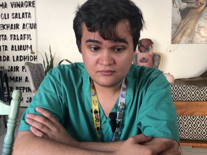 Joven con dislexia y autismo es médico