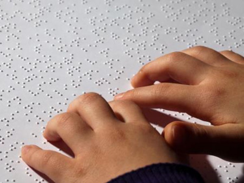 La Biblioteca Central brinda cursos de Braille gratuitos