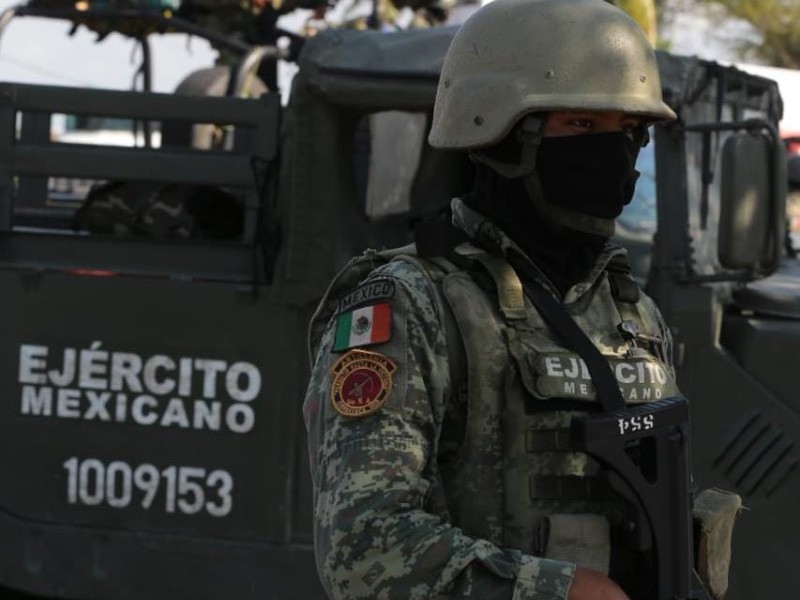 Llegan 300 militares para reforzar seguridad en Culiacán