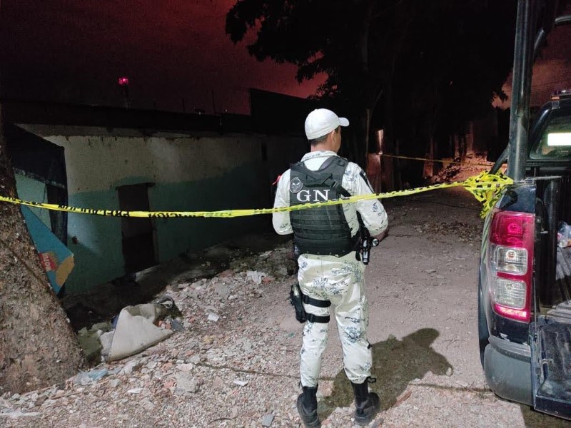 Localizan cadáver en carretera a Celaya, frente a La Cruz