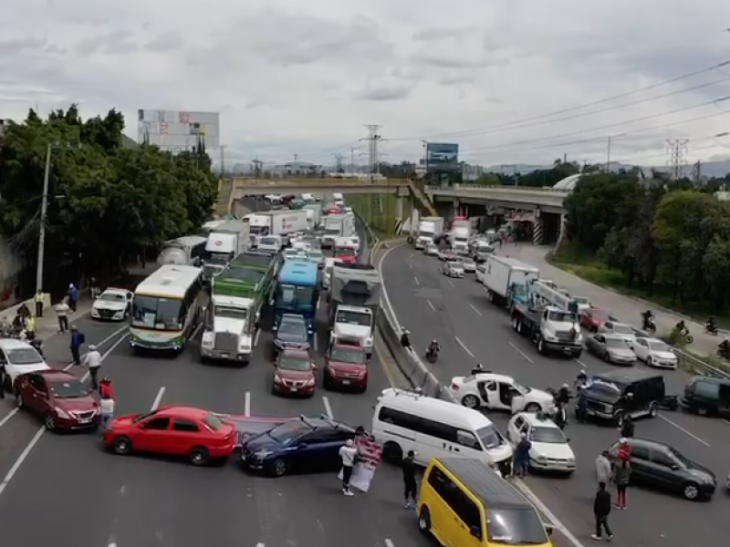 Más de cinco horas de bloqueos en Ecatepec