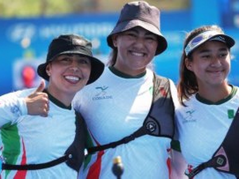 Medalla mundial para equipo mexicano de Tiro con Arco