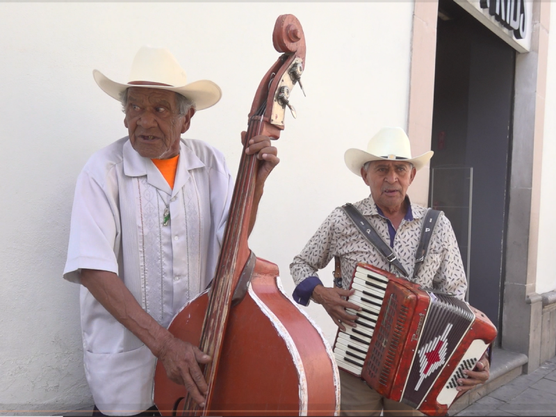 Música para alegrar las calles de Durango