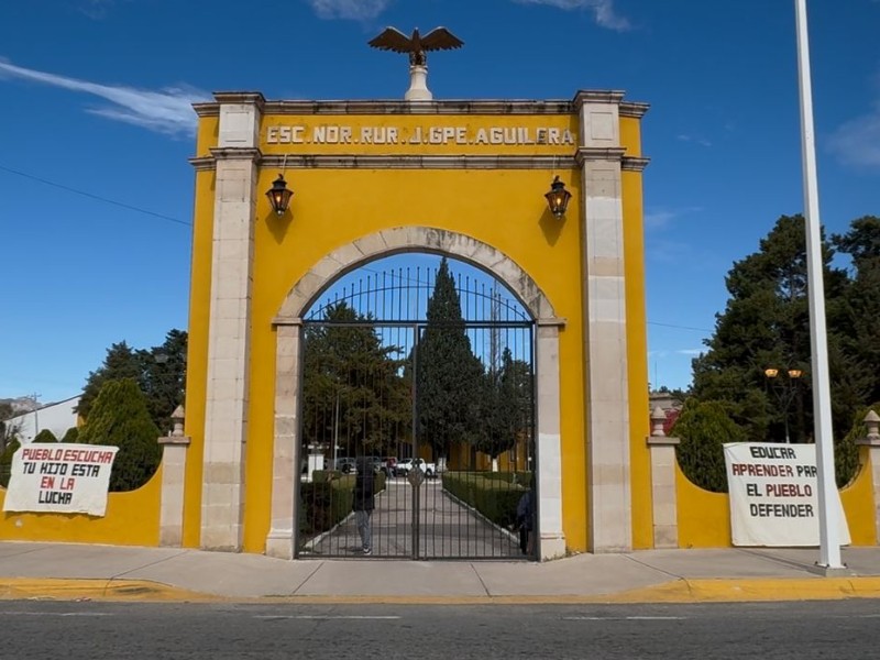 Nuevamente protestan en la J. Guadalupe Aguilera