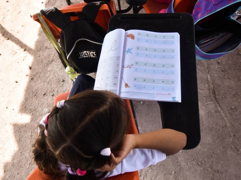 Nuevas guías educativas para niños migrantes en México