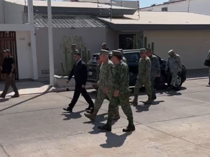 Omar García Harfuch llega a reunión en Culiacán