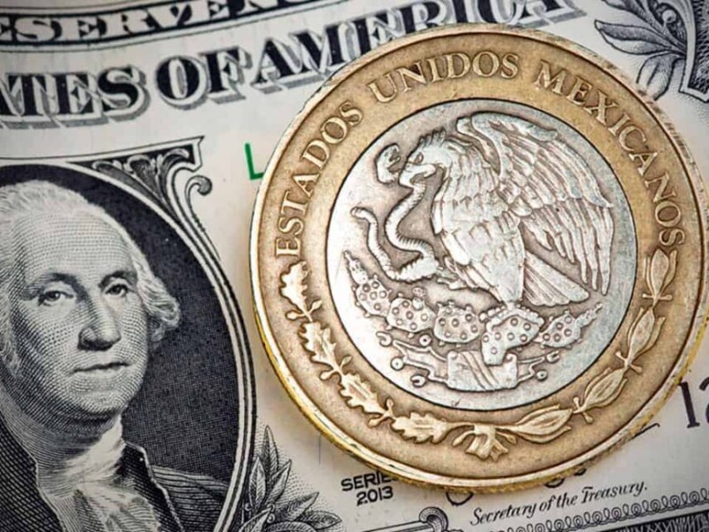 Peso mexicano gana frente al dólar, así amaneció