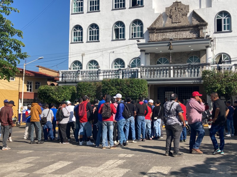 Piden sindicalizados de Caabsa que El Salto los deje trabajar