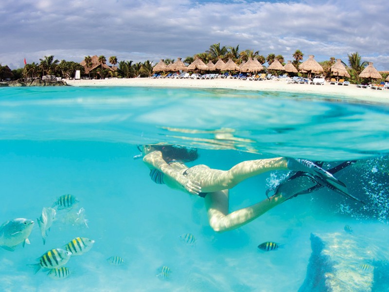 Playas de México, epicentro del turismo femenino internacional