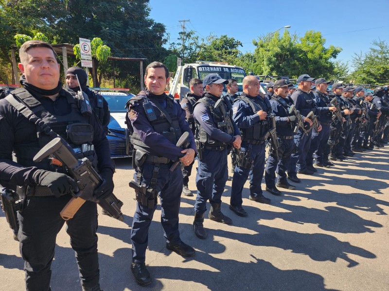 99 policías municipales se niegan a someterse a exámenes