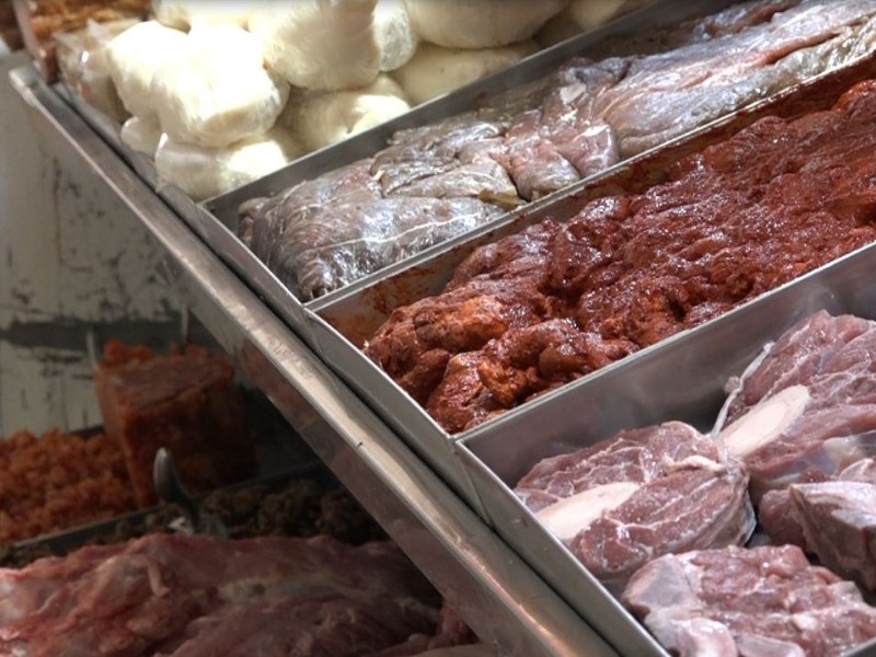 Precio de carnes sube en Mercado Juárez, por sequía pasada