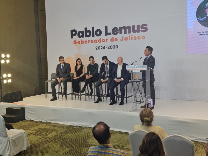 Presenta Lemus gabinete en materia de educación, innovación y tecnología