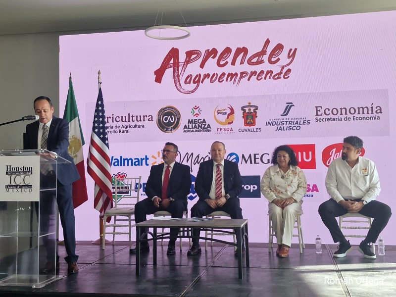 Presentan programa Aprende y Agroemprende