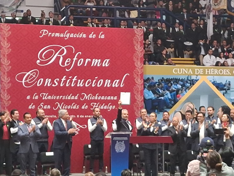 Promulgan reforma constitucional de la UMSNH