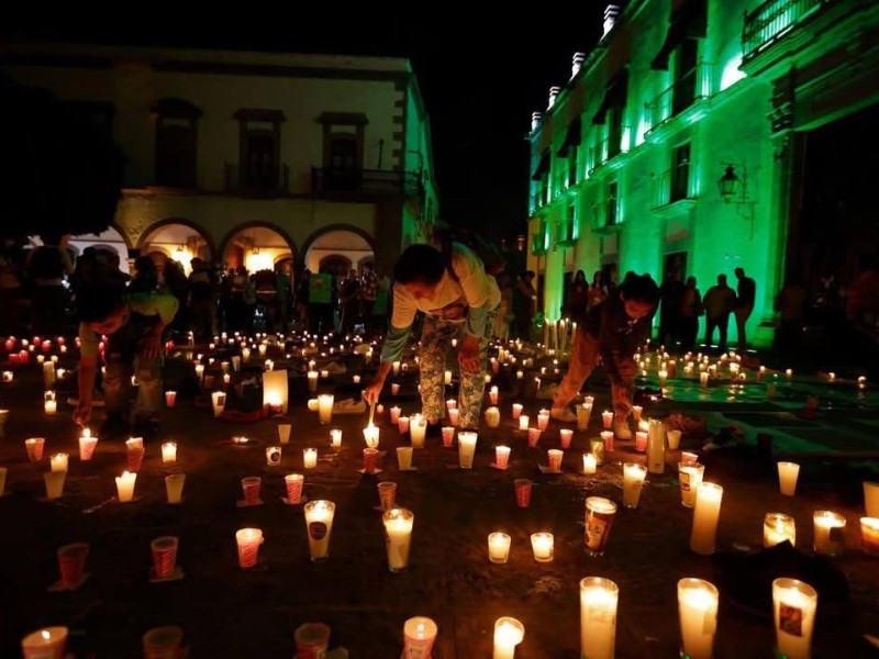 Querétaro se suma al homenaje por las victimas en Teuchitlán