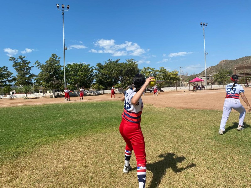 Realizan Torneo de Sofrbol en Empalme